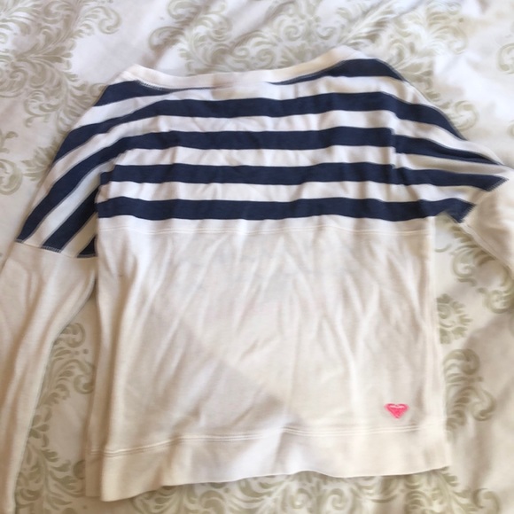 cute Roxy sweater - Picture 4 of 4